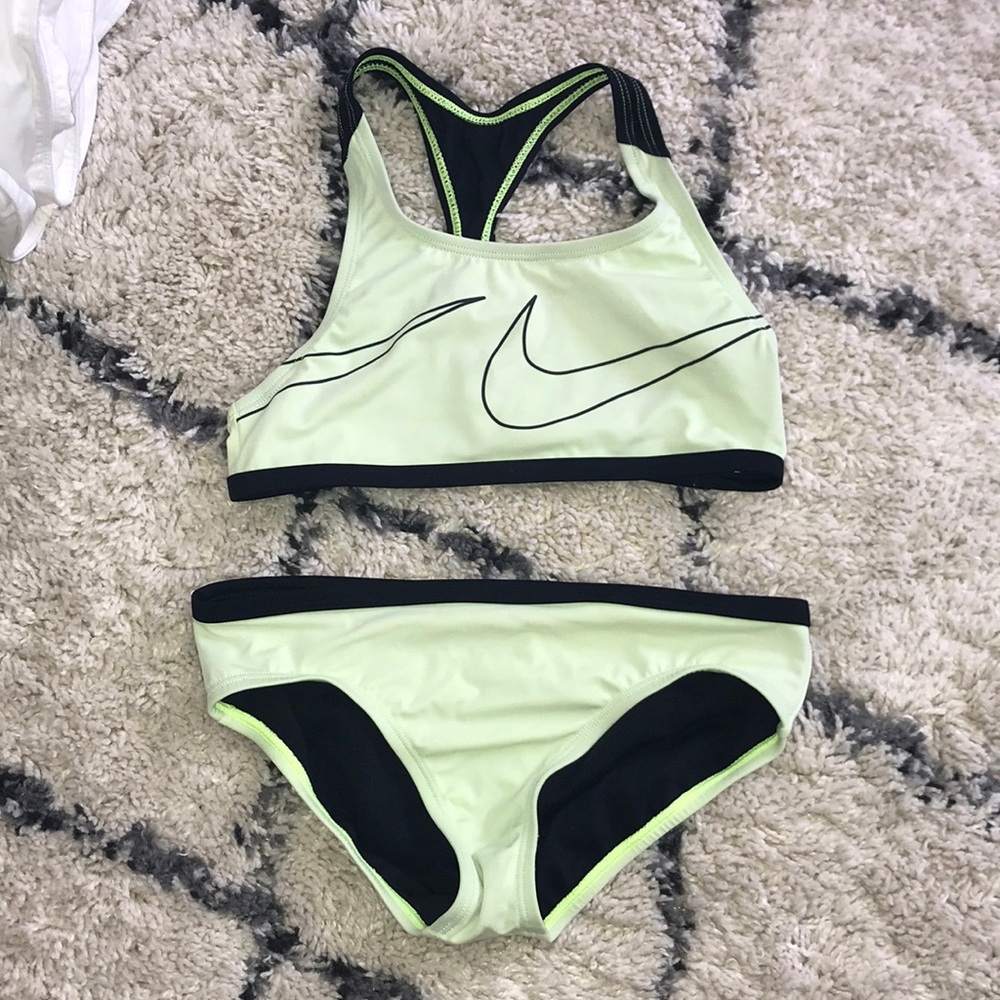 Kids Nike Swim Suit Set!! (Perfect Condition)